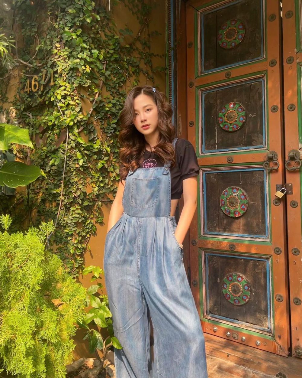 11 Mix and Match Outfit Denim ala Baifern Pimchanok, Stand Out!