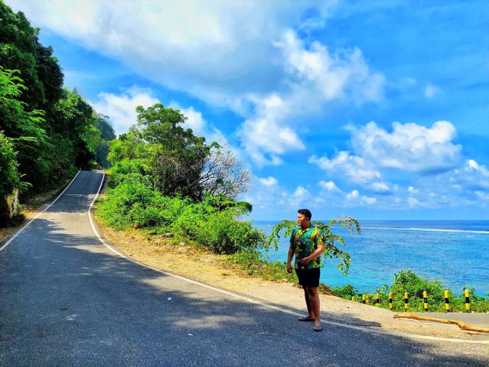 Pantai Tanah Barak Bali Lokasi Harga Tiket Dan Tips