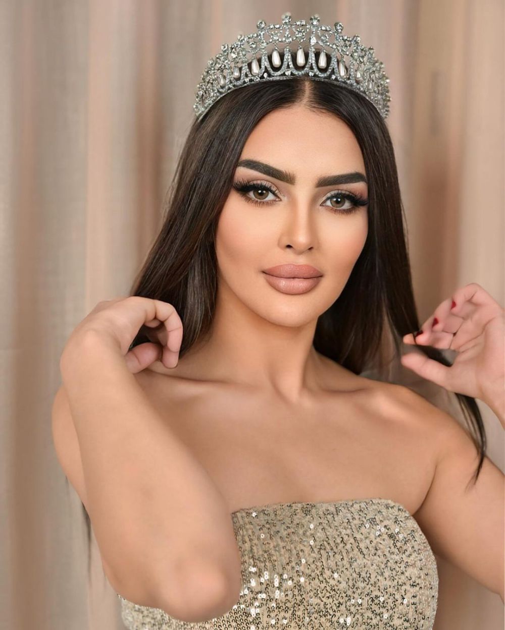 Potret Rumy Alqahtani Wakil Arab Saudi Pertama Miss Universe