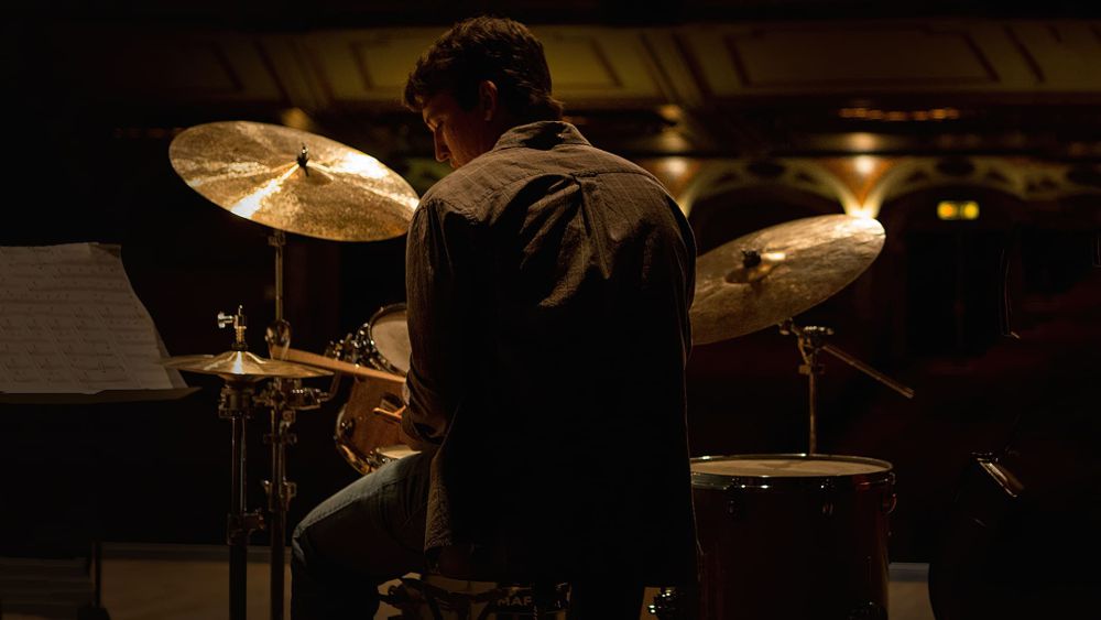 5 Fakta Film Whiplash, Kisah Perjuangan Drummer Muda