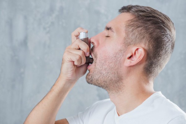 9 Kesalahan Pemakaian Inhaler Asma