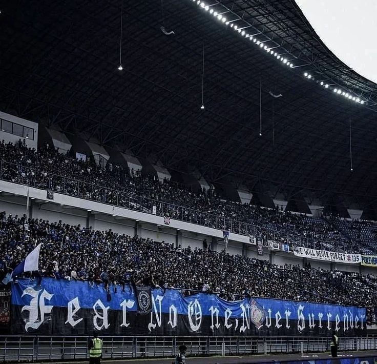 Persib Bandung Belum Jual Tiket Laga Lawan Persija, Tanpa Penonton? 