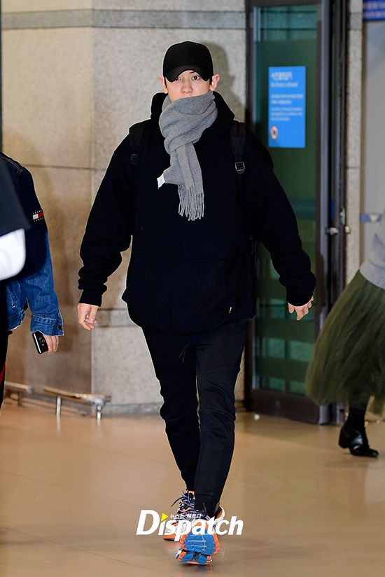 9 Ide Airport Fashion ala Chanyeol EXO, Gayanya Stand Out Abis!