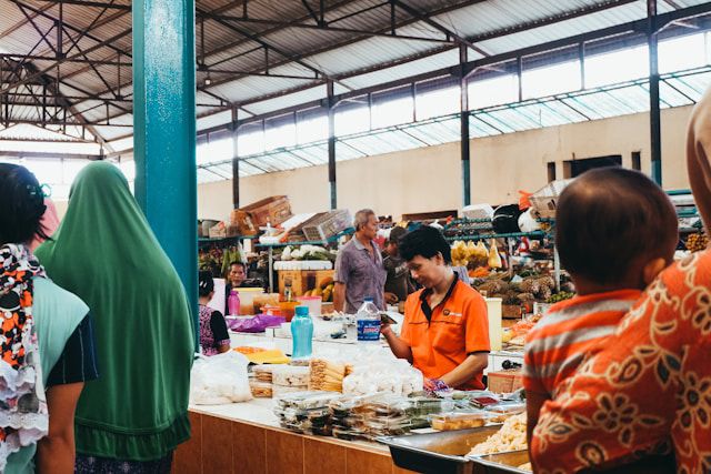 5 Alasan Mengapa Kamu Wajib Ngabuburit ke Bazar Ramadan, Dijamin Seru!