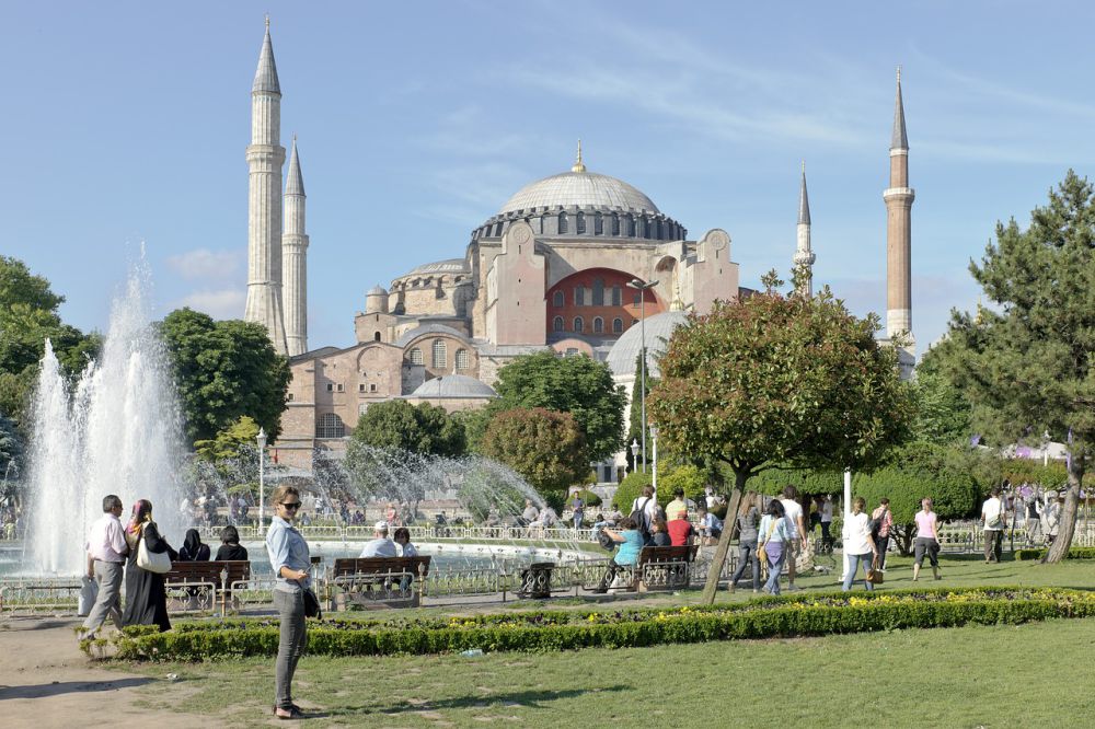 5 Perbedaan Tradisi Menyambut Lebaran di Turki dan Indonesia 