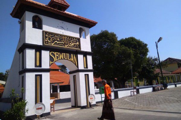 10 Masjid Tempat Qiyamul Lail saat Ramadan di Jawa Timur