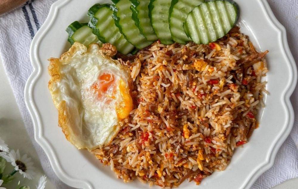 Resep Nasi Goreng Ikan Bilis Pedas, Dijamin Bikin Ketagihan!