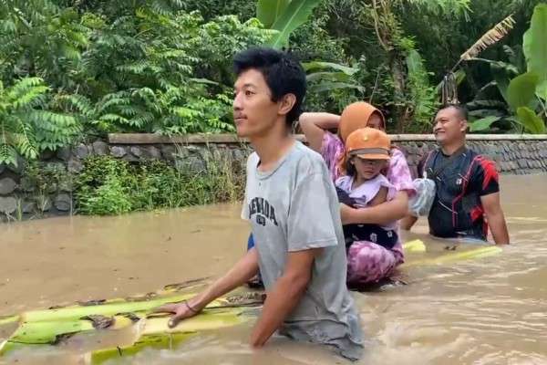 Banjir Melanda Balerejo Madiun, 209 Warga Diungsikan