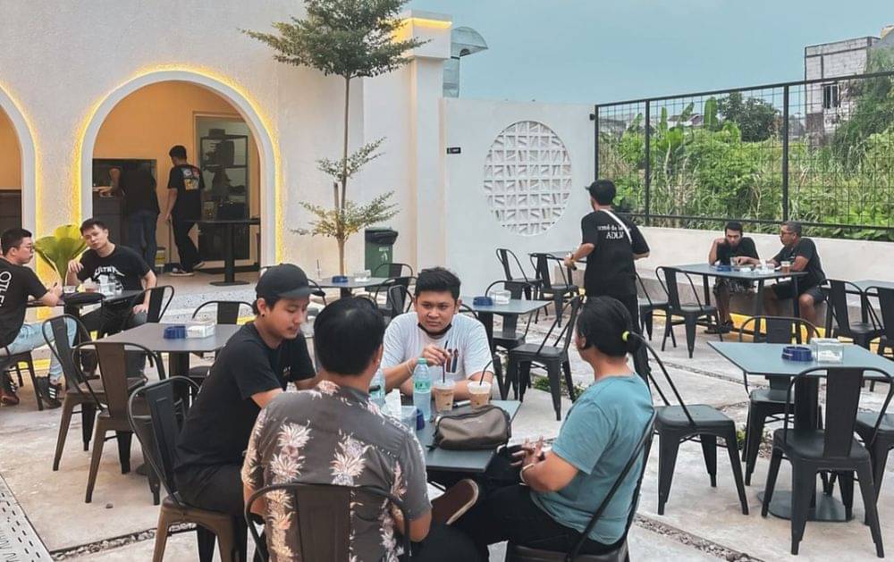 5 Rekomendasi Cafe Untuk Bukber Di Surabaya, Menunya Enak!