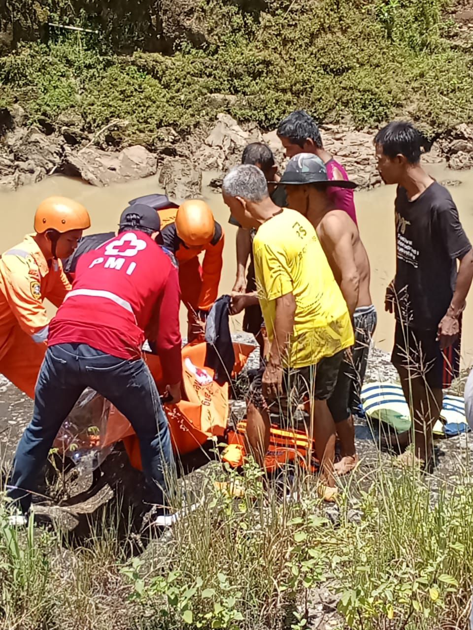Bocah 13 Tahun Tenggelam di Sungai Oya Wonosari, Ditemukan Meninggal