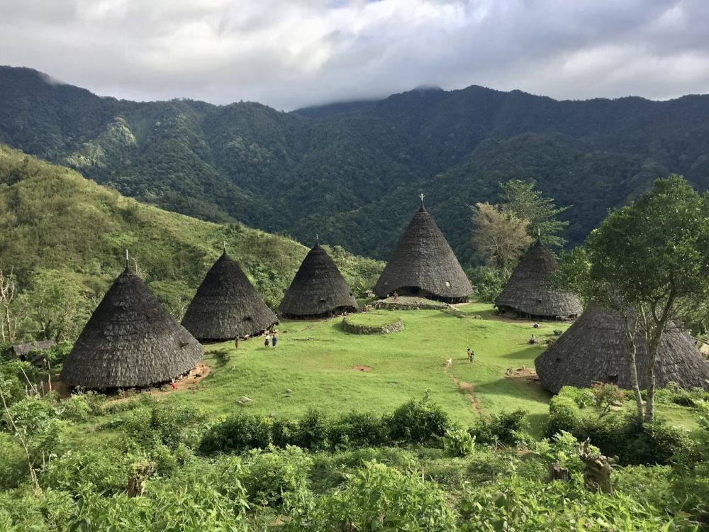 7 Kota Kecil dan Desa Tercantik di Dunia Tahun 2024