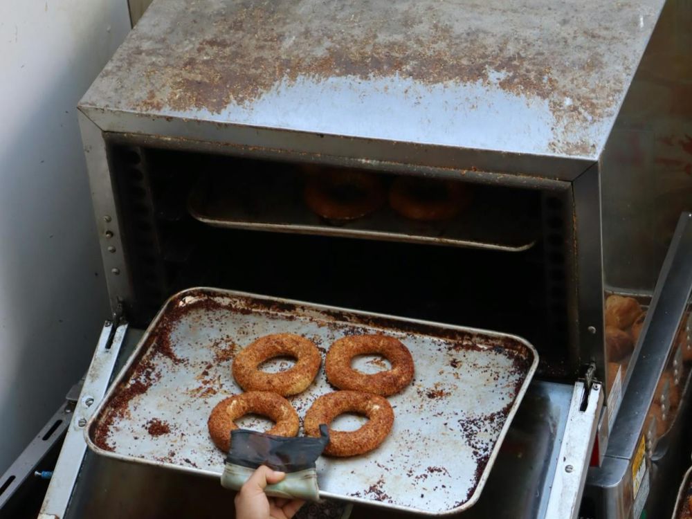 5 Tips Memanggang Roti Dengan Oven Tangkring, Matang Merata!