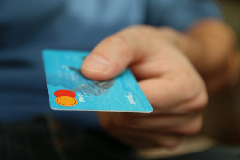 5 Keuntungan Memakai Kartu Kredit saat Kamu Pergi Liburan