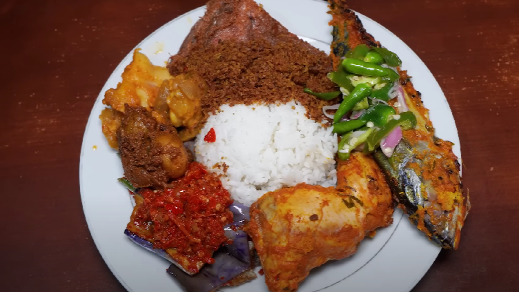 6 Kuliner Nasi Padang di Kota Malang yang Wajib Dicoba