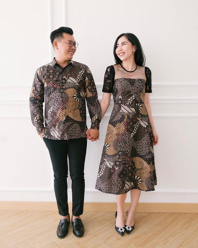 7 Inspirasi OOTD Batik, Bisa Jadi Tren Lebaran Tahun Ini