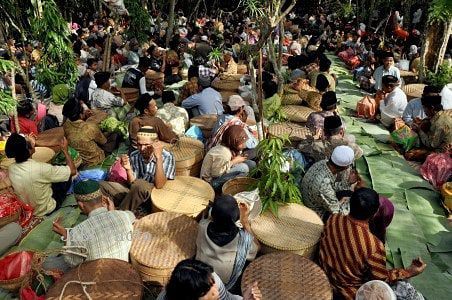 7 Tradisi Unik Masyarakat Jawa Timur Sambut Ramadan