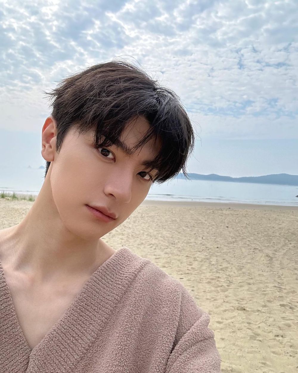 Profil dan Biodata Lin Yi, Comeback Empat Drama di 2024