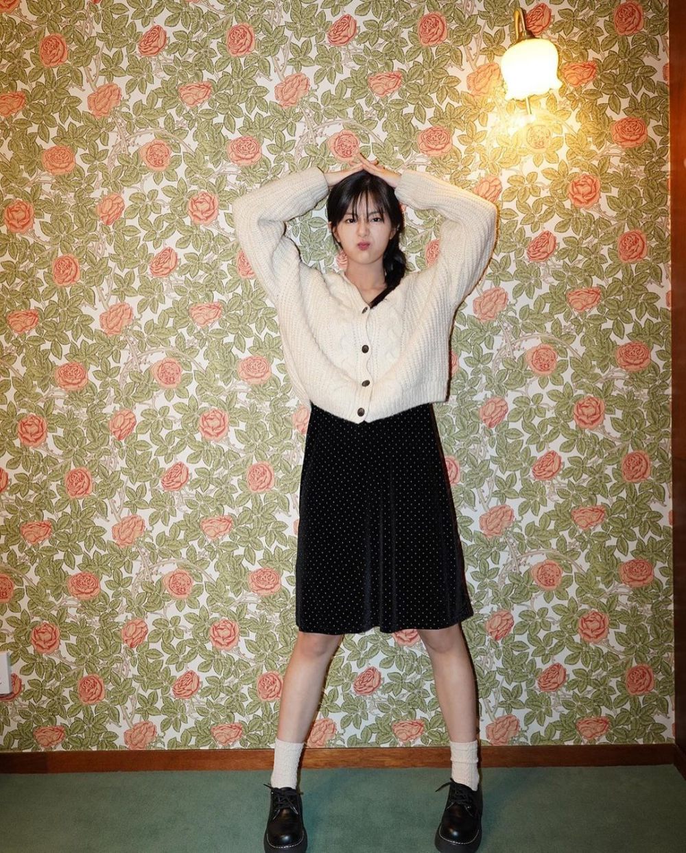7 Mix and Match Outfit Smart Casual ala Shin Eun Soo, Stylish!