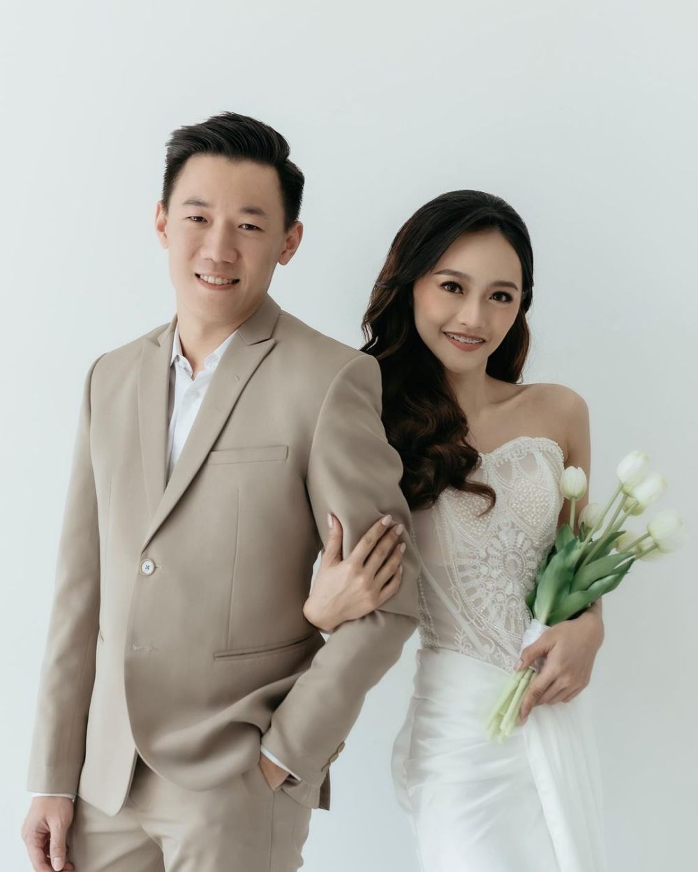 Genap 29 Tahun, 10 Potret Terkini Rona Eks JKT48 yang Segera Menikah