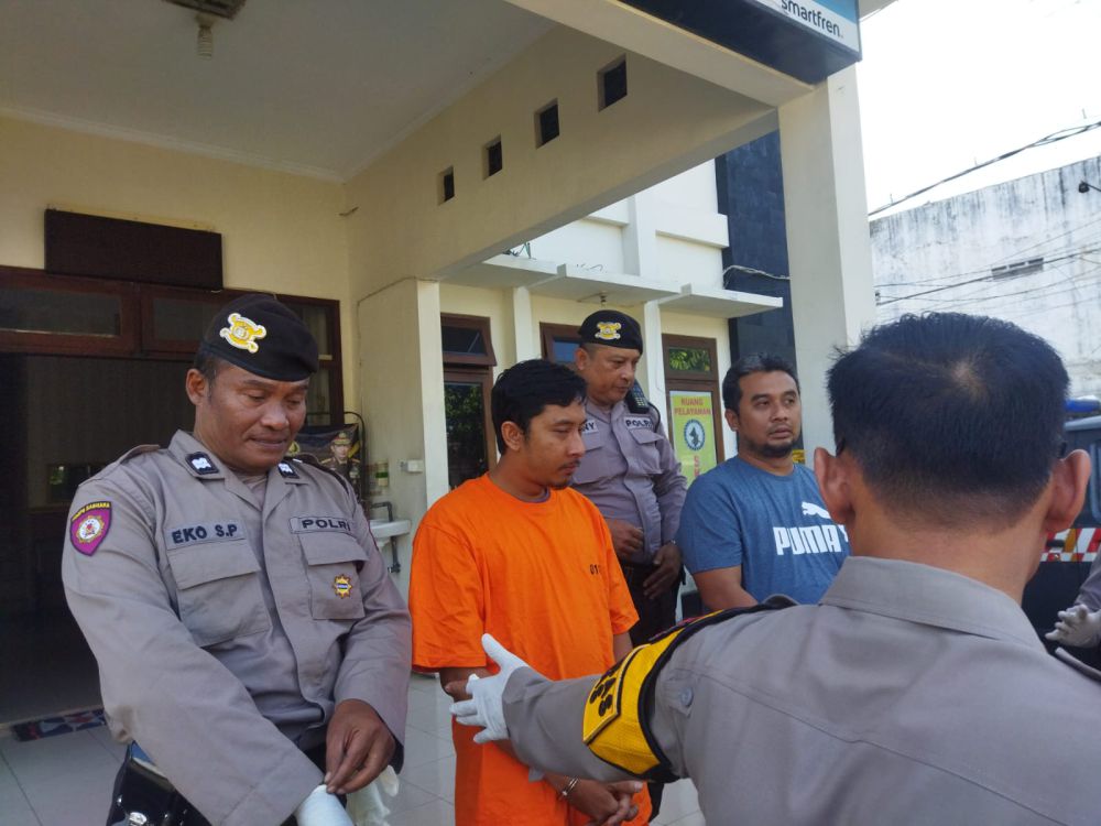 Pria di Malang Dibekuk Polisi karena Edarkan 2Kg Ganja