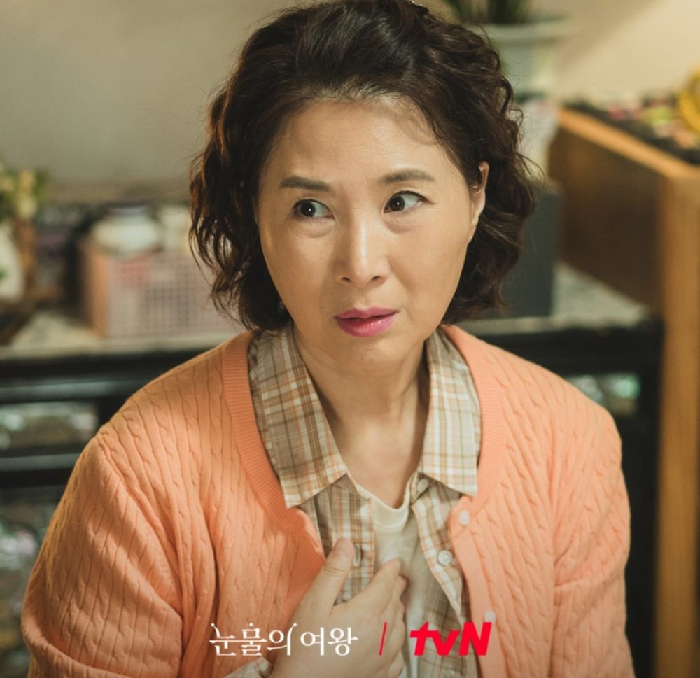 7 Proofs That Jeon Bong Ae From Queen Of Tears Is A Good Mother-In-Law 