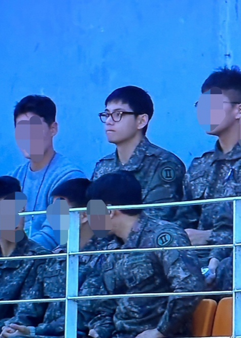 7 Portraits Of V Bts Watching Football Wearing Military Uniforms, So Exciting