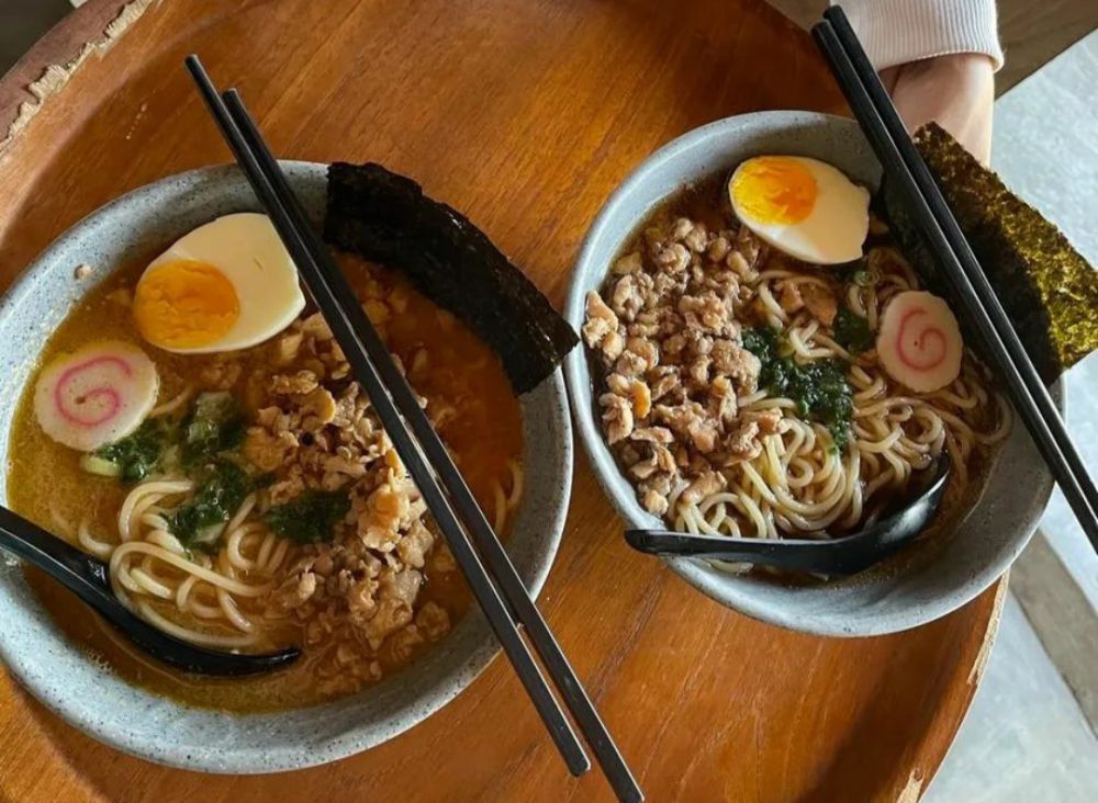 Kedai Kopi Lima Gunung Mungkid, Sensasi Makan Ramen ala Chef Jepang