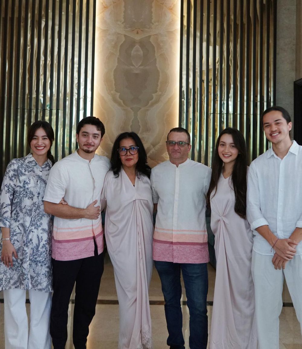 7 Momen Lebaran Bryan Dan Megan Domani Dengan Keluarga