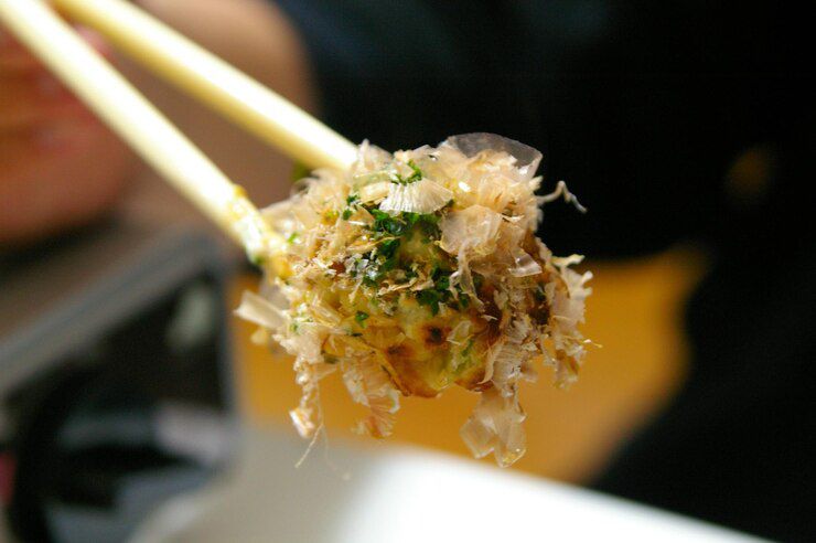 5 Cara Memasak Takoyaki Lezat dan Renyah ala Kaki Lima Jepang