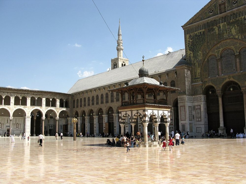 Fakta Menarik Masjid Umayyah Terkenal Dengan Menara Putih