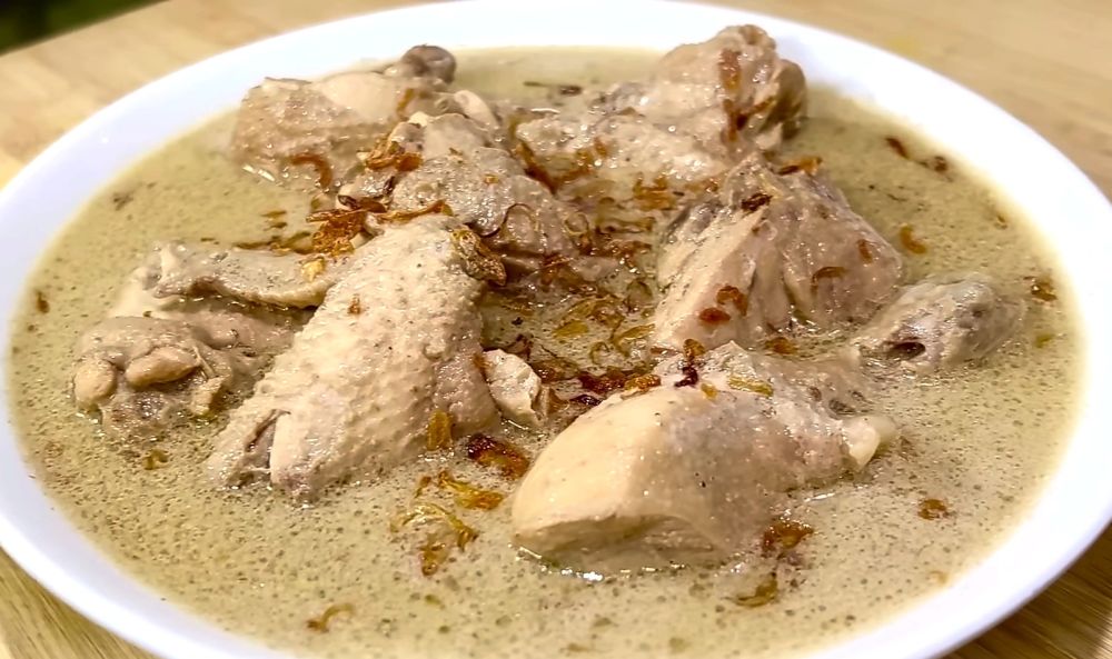 Opor Ayam Putih Proses Memasak