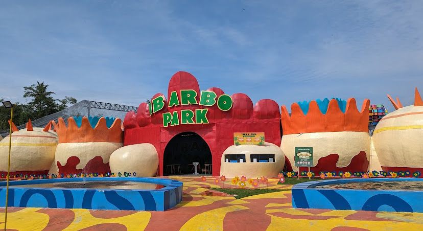 5 Daya Tarik Ibarbo Park Jogja, Ada Aviary hingga Playground