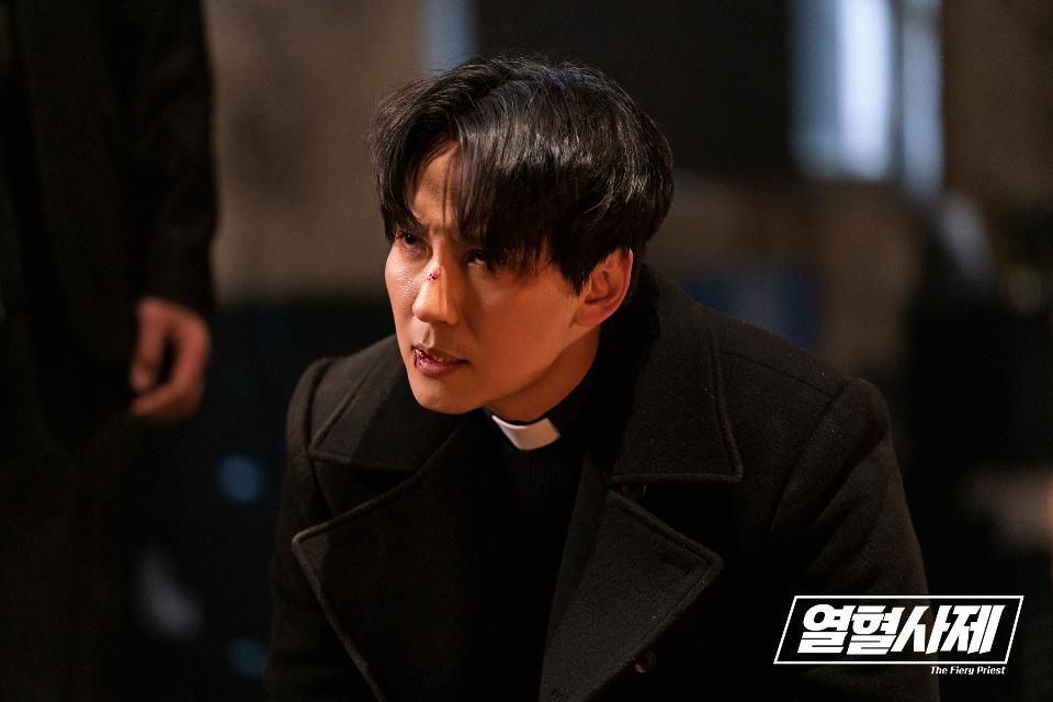 Synopsis And List Of Korean Drama Casts The Fiery Priest 2