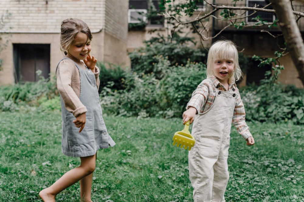 5 Cara Mencegah Sibling Rivalry pada Anak Sejak Dini, Praktikkan!