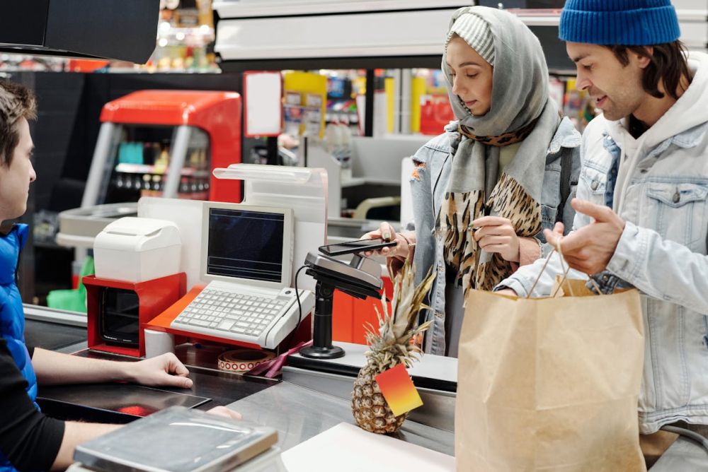 4 Alasan Tak Perlu Malu Beli Barang Murah, Lebih Hemat Kenapa Tidak?