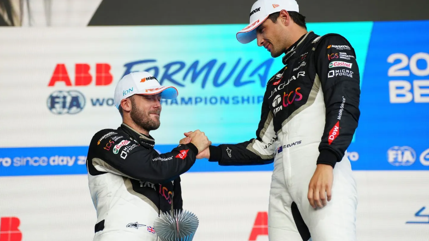 7 Fakta Menarik Pencapaian 100 Balapan Jaguar di Formula E