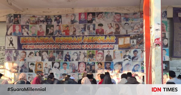 Bisikan Gate 13: Foto Kenangan & Luka Kanjuruhan