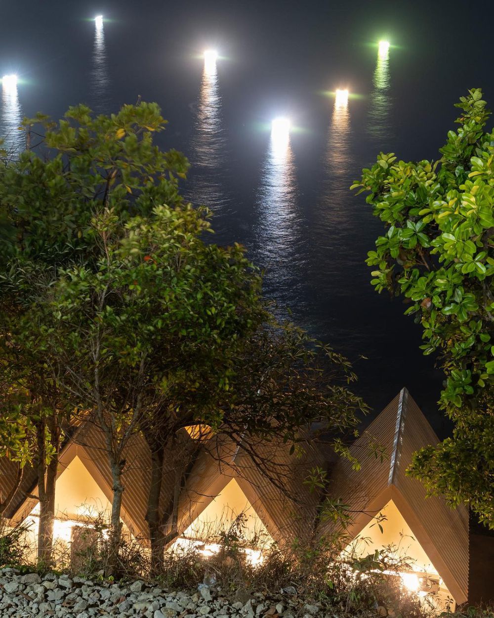 Sagara View Glamping and Villa Kebumen, Sensasi Samudera dan Sunset