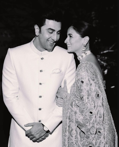 9 Potret Hangat Keluarga Alia Bhatt dan Ranbir Kapoor