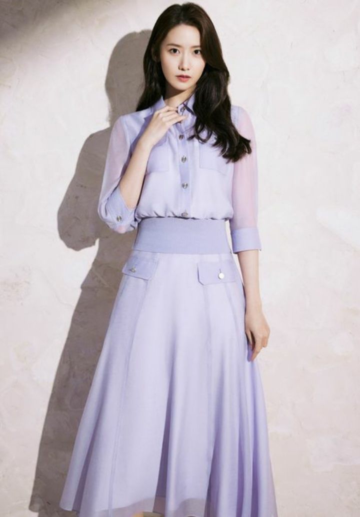 7 Inspirasi Summer Outfit ala Yoona SNSD, Stylish Maksimal!