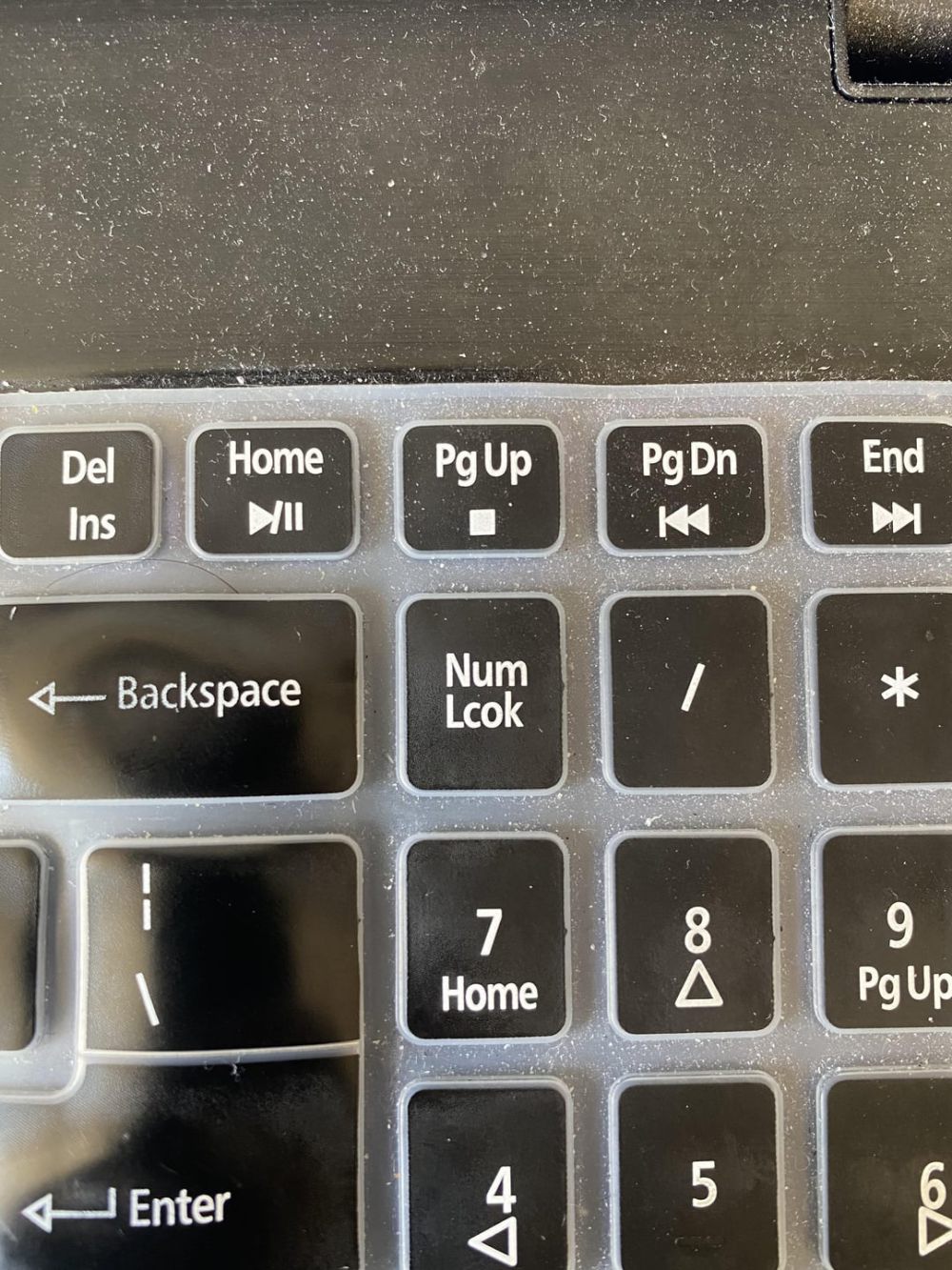 8 Typo di Keyboard Laptop, Tombol Home Jadi Hone, dong!