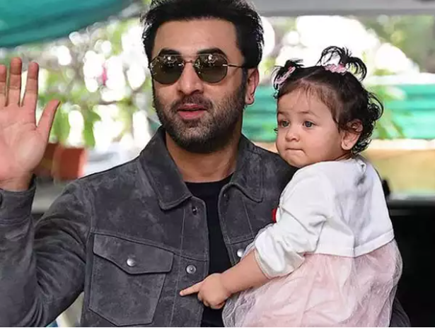 9 Potret Hangat Keluarga Alia Bhatt dan Ranbir Kapoor