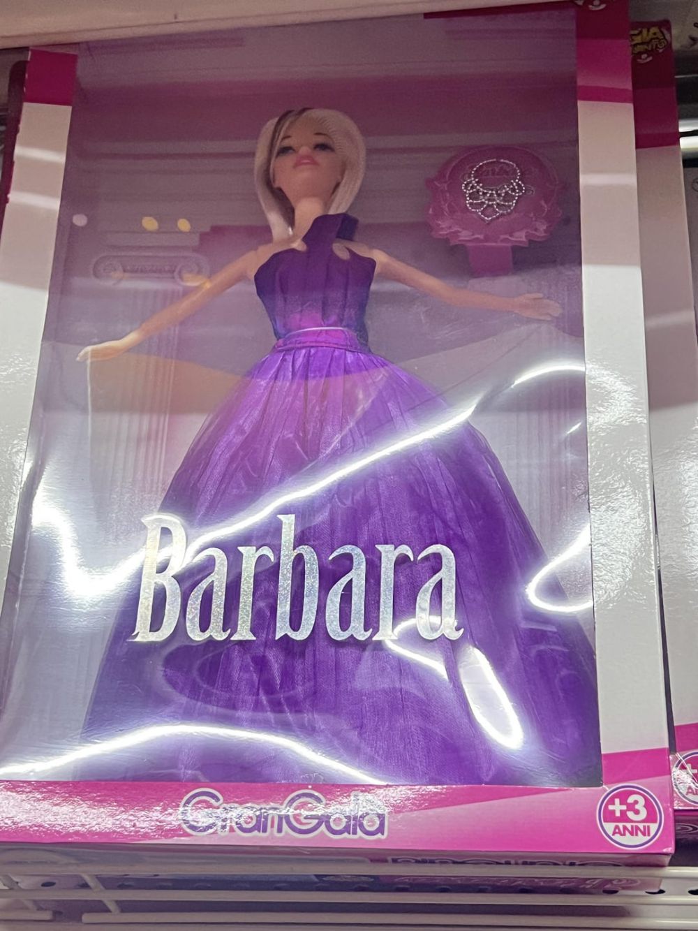 8 Mainan Barbie KW, Namanya Jadi Barbic sampai Barbara!