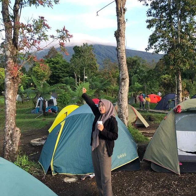 Bukit Tengtung Baturaden Banyumas, Camping dengan View Gunung Slamet