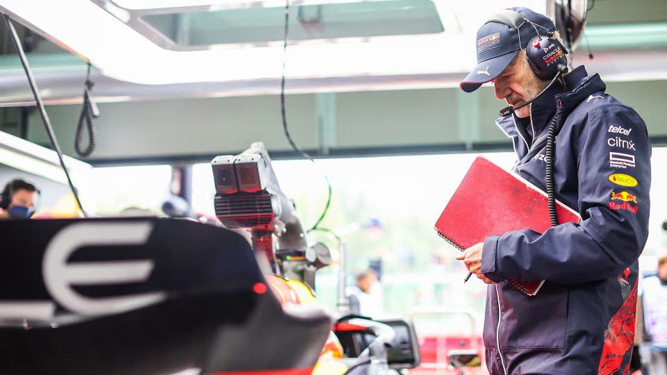 Adrian Newey Resmi Tinggalkan Red Bull Kuartal Pertama 2025