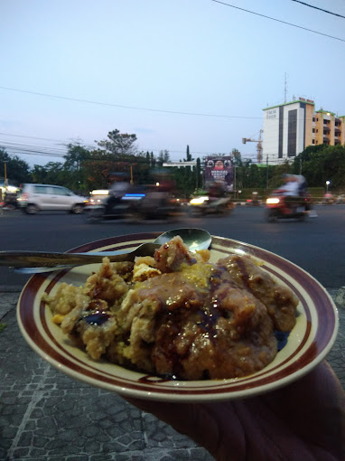 5 Rekomendasi Kuliner Bumbu Kacang di Jogja, Murah dan Lezat