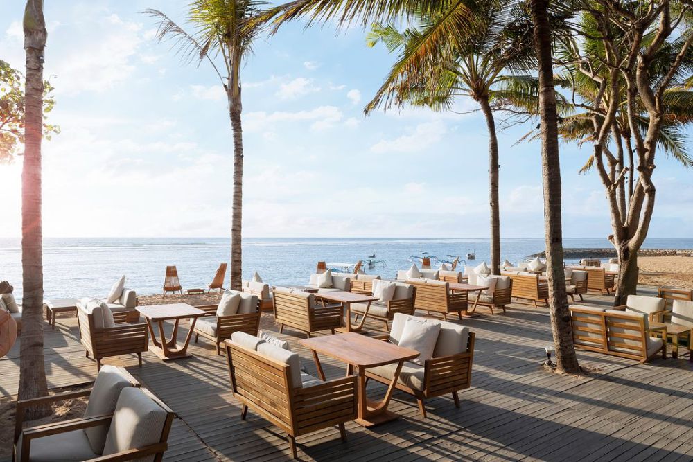 7 Kafe di Sanur buat Hangout Estetik Pinggir Pantai 