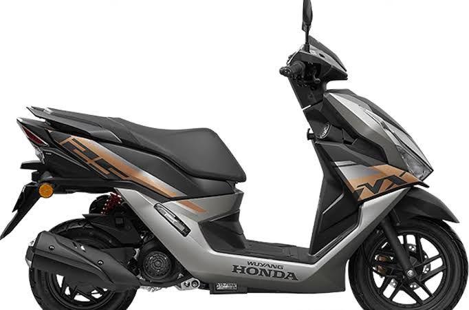 Honda NX125 2024: Skutik Matic Unik yang Bikin Dilirik