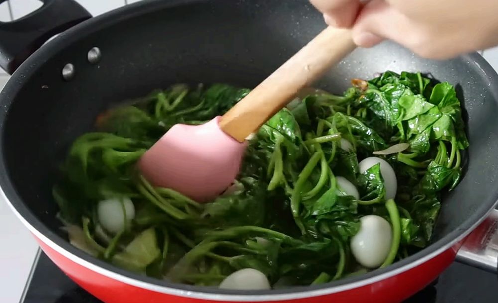 Resep Tumis Kangkung Telur Puyuh untuk Lauk Makan Siang, Bikin Ngiler