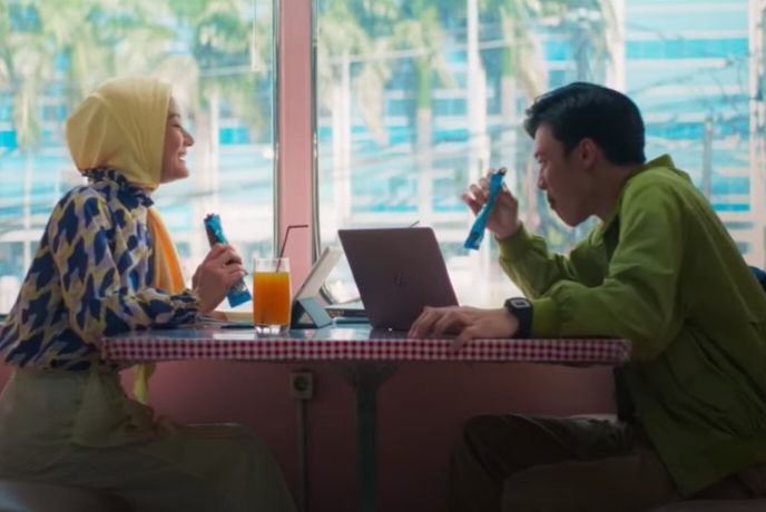 6 Rekomendasi Film Romantis Indonesia, Drama Manis sekaligus Sedih!